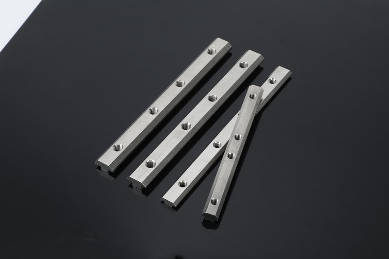 Straight Connector