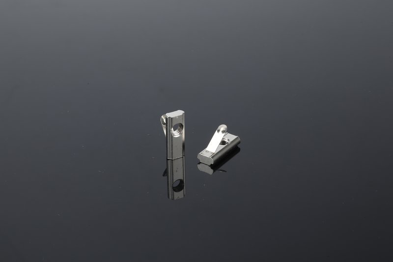 Single Spring Nut